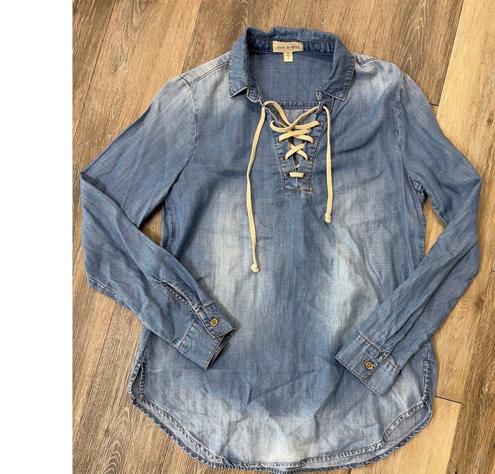 Cloth & Stone Women’s Small Chambray Lace Up Popover Shirt Denim Tencel Top